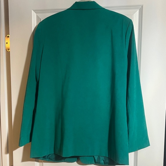 Sag Harbor Women's  Blazer - Picture 3 of 3